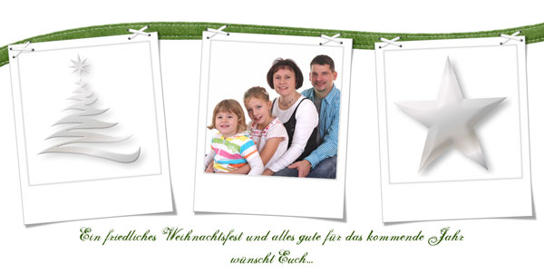 Edle Weihnachtskarte mit drei angehängten Fotos an einem grünen Band